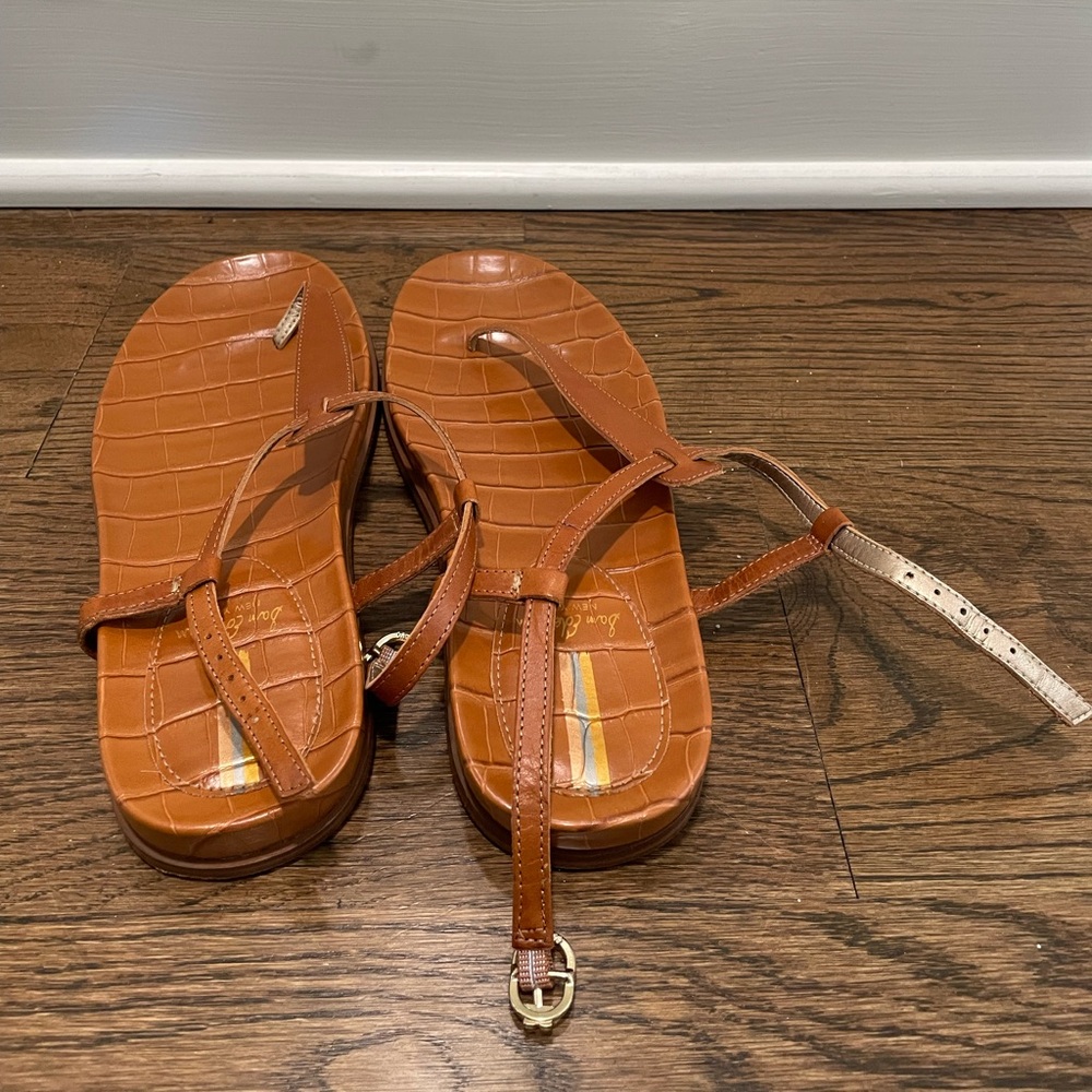 Sam Edelman T strap sandals, nwot